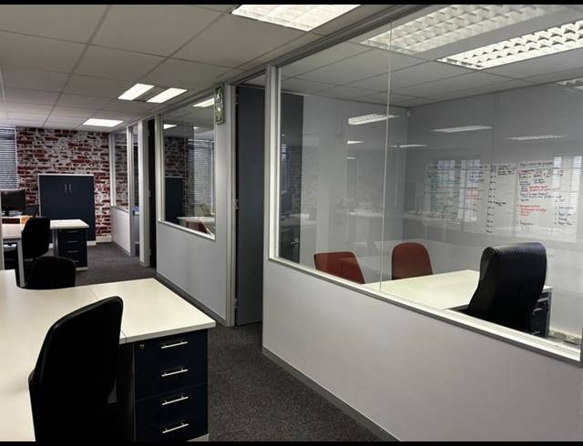 BUSINESS PROPERTY TO RENT IN DOORDEKRAAL